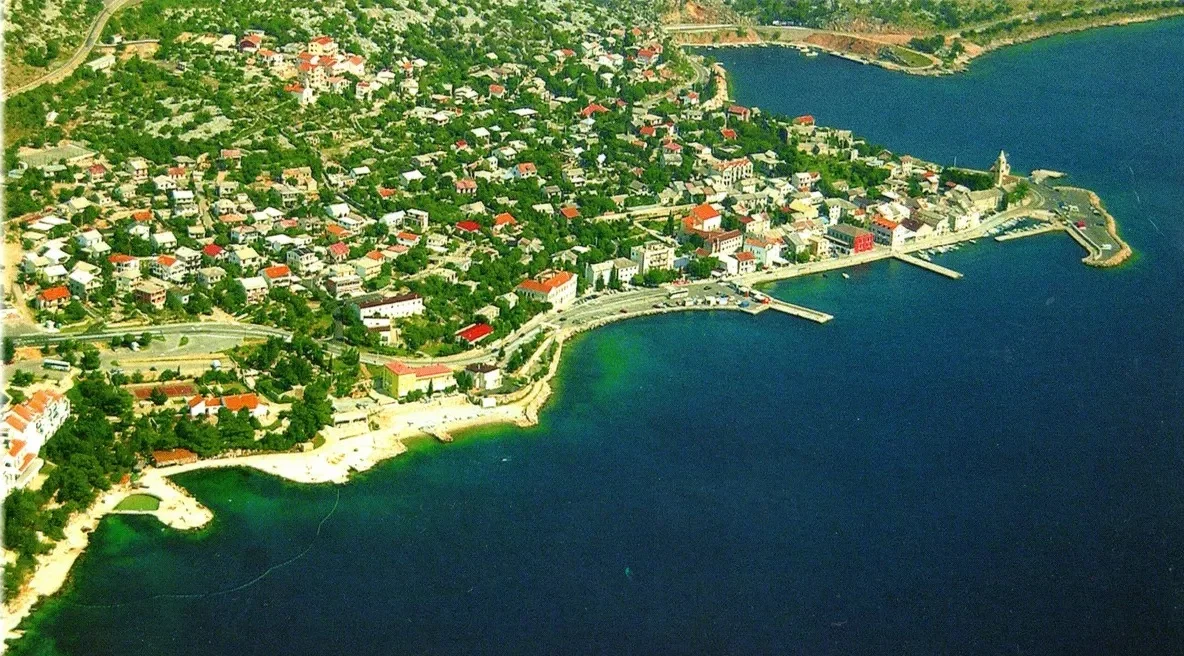 Modern panorama of Karlobag