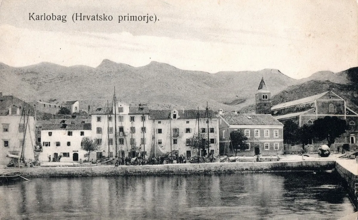 Old postcard of Karlobag port